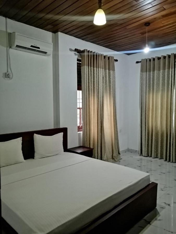 Elepath Lodge- Pinnawala Pinnawala  Esterno foto